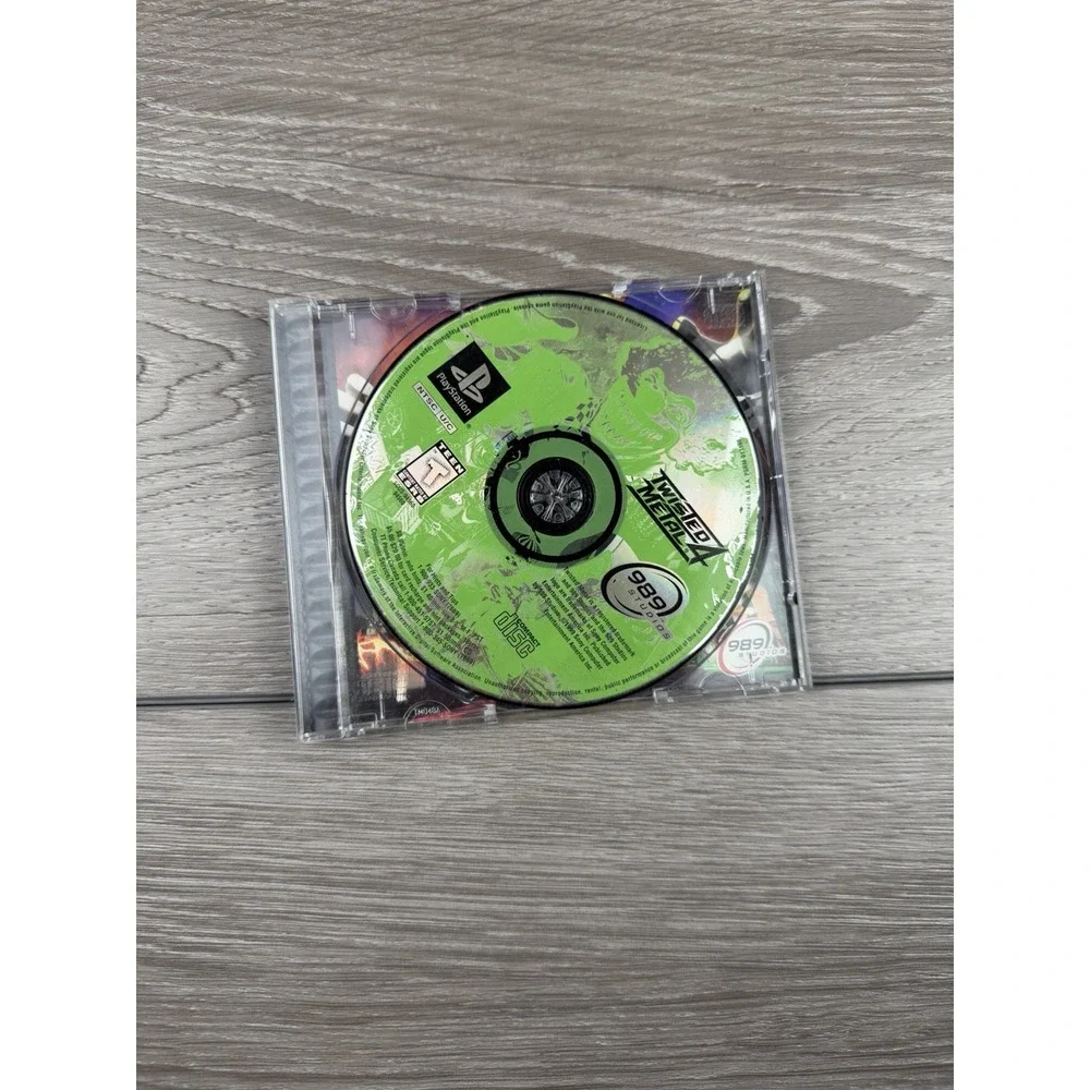 Twisted Metal 4 Sony PS1 Video Game CIB Case Broken